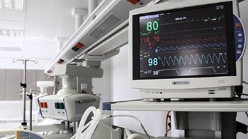 Ευχάριστα νέα για τον τετράχρονο που είχε πέσει από μπαλκόνι πολυκατοικίας στα Χανιά