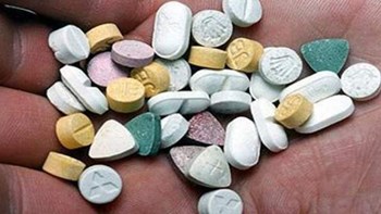 Παρ’ ολίγον τραγωδία: Αποπειράθηκε να αυτοκτονήσει μέσα στη ΔΕΗ γιατί δεν είχε να πληρώσει