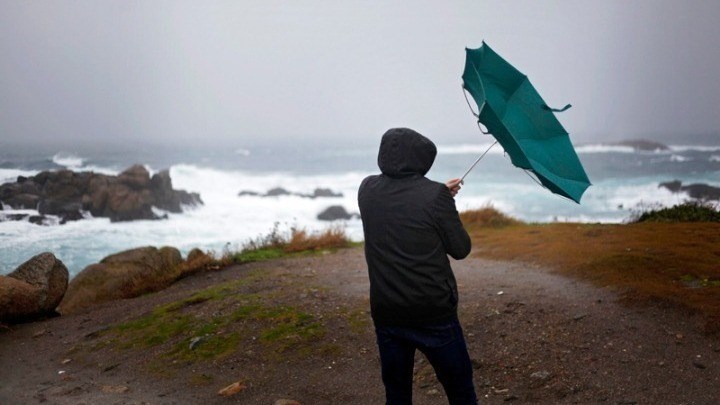 Νέο έκτακτο δελτίο επιδείνωσης καιρού – Σε ποιες περιοχές θα εκδηλωθούν καταιγίδες
