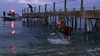 Συγκλονίζουν οι πρώτες εικόνες από το ναυάγιο ανοιχτά της Κω – Πνίγηκαν παιδιά – ΒΙΝΤΕΟ