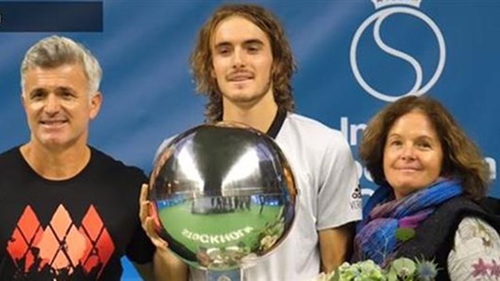 Η συγκινητική κίνηση της μητέρας του Τσιτσιπά – ΦΩΤΟ