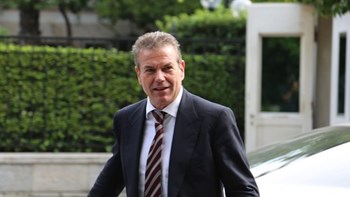 Πετρόπουλος: Οι συνταξιούχοι να μην κάνουν προσφυγές για την επιστροφή αναδρομικών – Χαλάνε λεφτά χωρίς λόγο