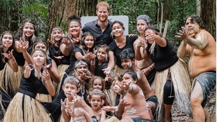 Γιατί ο πρίγκιπας Χάρι πήγε ασυνόδευτος στην Αυστραλία; – ΦΩΤΟ