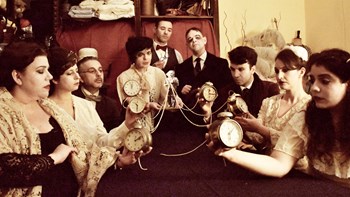 Οι πρώτες φωτογραφίες από το «Έτσι είναι, αν έτσι νομίζετε» του «Τόπος Αλλού»