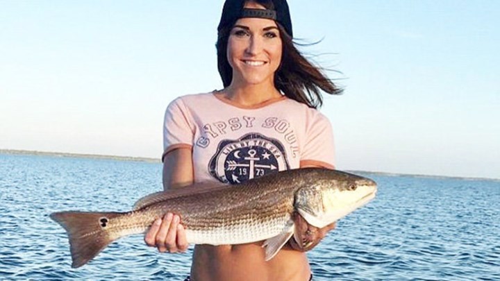 Δασκάλα παρέδιδε ιδιαίτερα στον… έρωτα σε 14χρονο μαθητή της – ΦΩΤΟ – ΒΙΝΤΕΟ