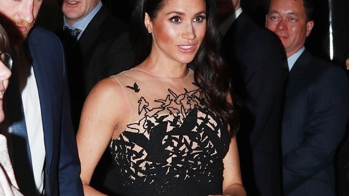 Η ωραία του χορού η Μέγκαν Μαρκλ με φόρεμα 11.000 ευρώ – ΦΩΤΟ – ΒΙΝΤΕΟ