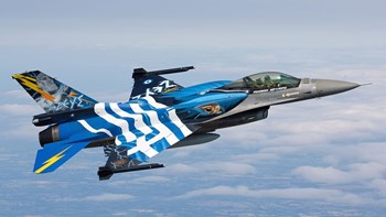 Αυτός είναι ο πιλότος του F-16 που θα κάνει αύριο την επίδειξη στη Θεσσαλονίκη – ΒΙΝΤΕΟ