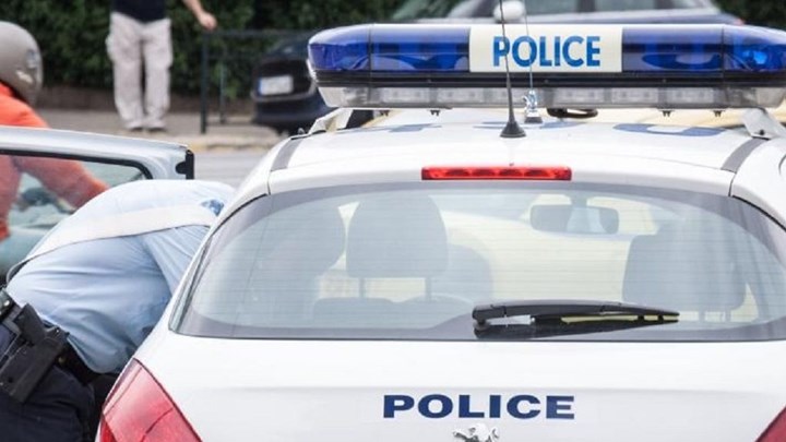 Σάλος με την εμπλοκή δύο αστυνομικών σε “ροζ” κύκλωμα στην Αρκαδία