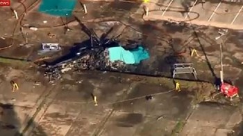 Οι πρώτες εικόνες από το κατεστραμμένο ελικόπτερο του ιδιοκτήτη της Λέστερ – ΒΙΝΤΕΟ