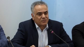 Σκουρλέτης: Οι συνεχείς δηλώσεις του κυβερνητικού μας εταίρου μάς αποπροσανατολίζουν και κατασπαταλούν το πολιτικό μας κεφάλαιο