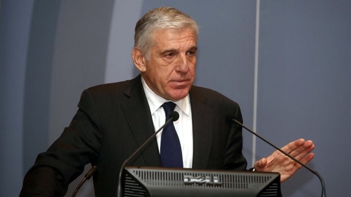 Δήλωση συμπαράστασης στον Γιάννο Παπαντωνίου από 13 συμμαθητές του