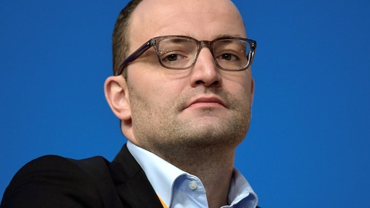 Ο υπουργός Υγείας Γενς Σπαν θέλει να διαδεχθεί την Μέρκελ