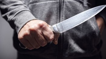 Πανικός στην Καλαμαριά: 46χρονος απειλούσε με μαχαίρι διερχόμενους