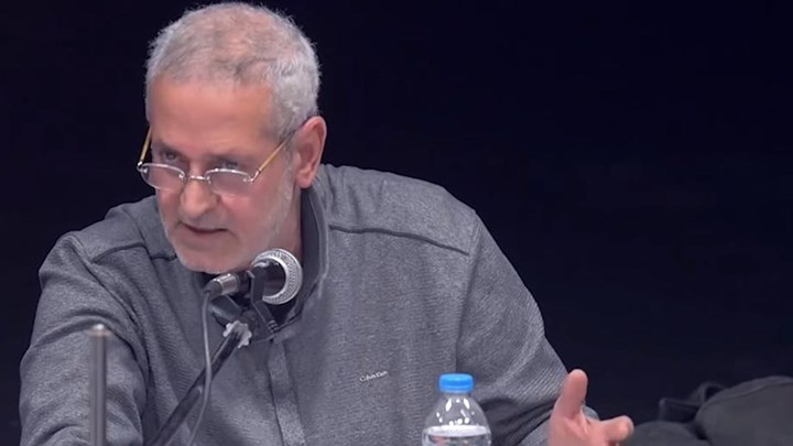 Α. Ηρακλείδης στον Realfm 97,8 για ΑΟΖ: Τα κοιτάσματα στο Αιγαίο κατά πάσα πιθανότητα δεν είναι εκμεταλλεύσιμα. Αν είναι, καταστρέφουμε το Αιγαίο