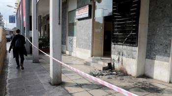 Επίθεση με μολότοφ σε αλβανικό τουριστικό γραφείο στο κέντρο της Αθήνας