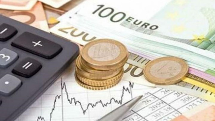 Έρχονται μειώσεις εισφορών για 250.000 μη μισθωτούς – Όλες οι λεπτομέρειες