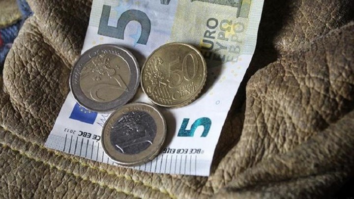 Δείτε πόσο αυξάνεται ο κατώτατος μισθός στη Γερμανία