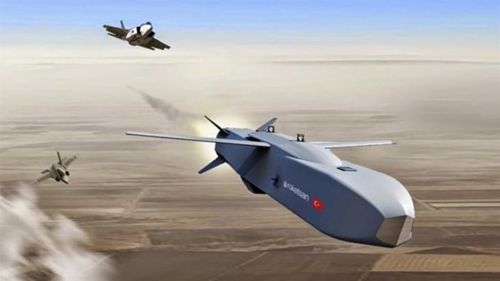 Ναυτικό βαλλιστικό πύραυλο κατασκευάζει η Τουρκία