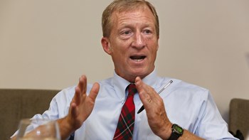 Εντοπίστηκε ύποπτο πακέτο με παραλήπτη τον δισεκατομμυριούχο Τομ Στάγιερ