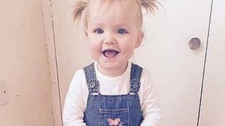 Σοκ στη Βρετανία – Βίαιος θάνατος βρέφους που η μητέρα του το έδενε στην κούνια του -ΦΩΤΟ