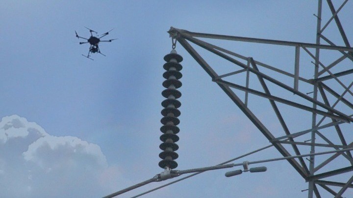 Τα drones στην υπηρεσία της ΔΕΗ για τον έλεγχο των υποδομών της