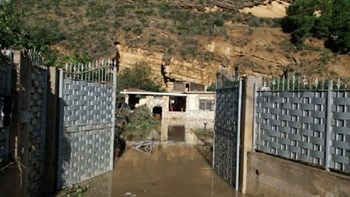 Δήμαρχος Καστελντάτσια: Αυθαίρετο το σπίτι στο οποίο έχασαν τη ζωή τους εννέα άνθρωποι στη Σικελία