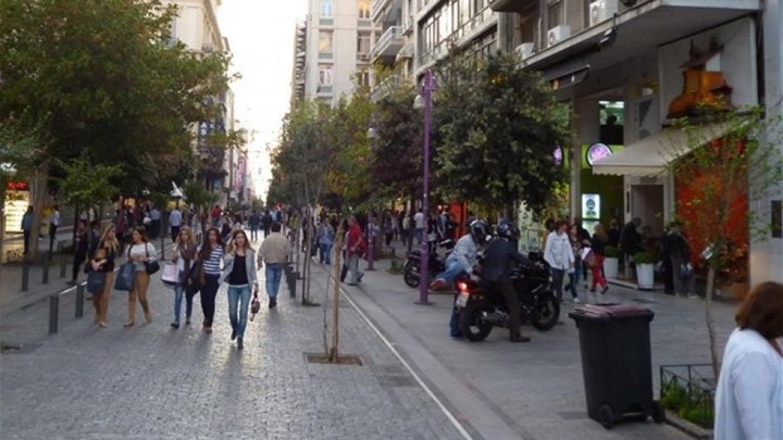 Τεράστια κομπίνα με λαθραία ρούχα – Φέσωσαν το Δημόσιο με 1,5 εκατ. ευρώ