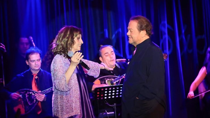 Στο… Παρά Πέντε για sold out Πάριος – Γλυκερία