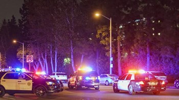 Τουλάχιστον 11 τραυματίες από τους πυροβολισμούς στην Καλιφόρνια