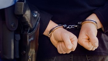 Σύλληψη 17χρονου και 13χρονου για ληστεία σε βάρος ηλικιωμένων