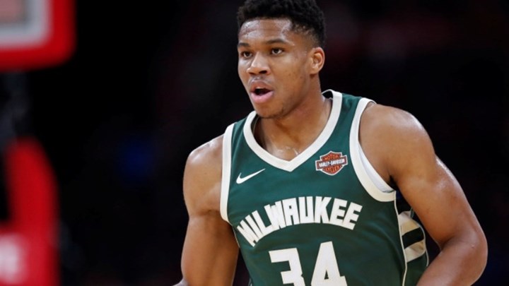 Μπακς και Αντετοκούνμπο “έκαναν πλάκα” στους Ουόριορς – ΒΙΝΤΕΟ