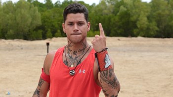 Συγκίνησε ο Mike το «Nomads»: Αποκάλυψε ότι είναι υιοθετημένος – ΒΙΝΤΕΟ