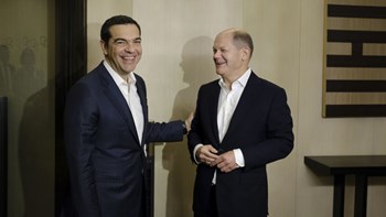 Σολτς: Μετά από πολλά χρόνια η Ελλάδα είναι σε καλό δρόμο