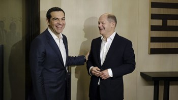 Σολτς: Μετά από πολλά χρόνια η Ελλάδα είναι σε καλό δρόμο