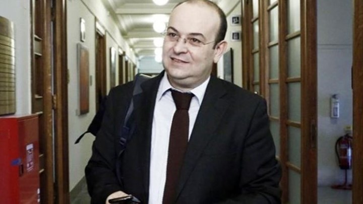 Λιάκος: Μόνιμη η μη περικοπή των συντάξεων