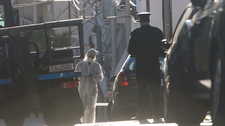 Στο μικροσκόπιο των Αρχών η βόμβα που βρέθηκε στο σπίτι του Ντογιάκου – Το σχόλιο του αντιεισαγγελέα στο enikos.gr