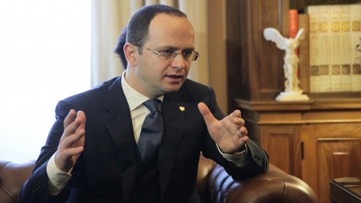 Προκαλεί ο Αλβανός ΥΠΕΞ: Να καταδικάσει η Αθήνα τις εξτρεμιστικές ενέργειες της ελληνικής μειονότητας