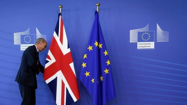 Συμφωνία Λονδίνου – Βρυξελλών για το Brexit – Συνεδριάζει αύριο το βρετανικό υπουργικό συμβούλιο