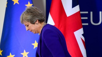 Συμφωνία Ε.Ε.-Βρετανίας – Τα κόμματα της αντιπολίτευσης απαιτούν από την Μέι το δικαίωμα να καταθέσουν τροπολογίες στη συμφωνία