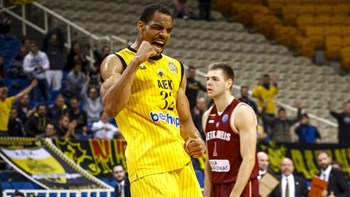 Ασταμάτητη η ΑΕΚ – Επιβλήθηκε της Λιερκαμπέλις και πανηγύρισε την πέμπτη σερί νίκη της στο BCL – ΒΙΝΤΕΟ