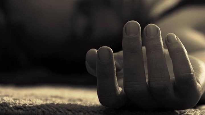 Τον βρήκε νεκρό η γυναίκα του – Δίπλα του βρέθηκε μία καραμπίνα