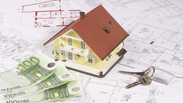 Ανατροπές από το 2019 σε 17 φόρους ακινήτων – Τι αλλάζει με τις νέες αντικειμενικές αξίες