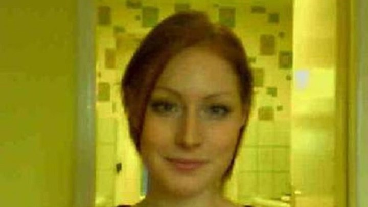 Παντρεμένη δασκάλα έκανε σεξ με δύο μαθητές της – Μετά τη χορωδία τους παρέδιδε… ιδιαίτερα – ΦΩΤΟ