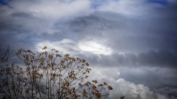 Χειμωνιάτικη… εισβολή την Παρασκευή – Πού θα χιονίσει