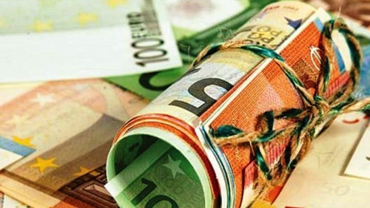 Κοινωνικό μέρισμα σε 1,3 εκατ. νοικοκυριά από 300 έως 1.400 ευρώ – Όλες οι λεπτομέρειες για τα κριτήρια