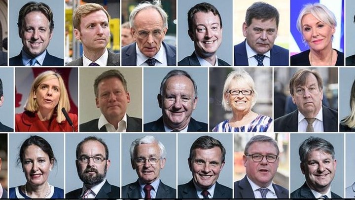 Αυτοί είναι οι “αντάρτες” του Συντηρητικού Κόμματος – Απομένουν 11 επιστολές για την πρόταση μομφής κατά της Μέι – ΦΩΤΟ