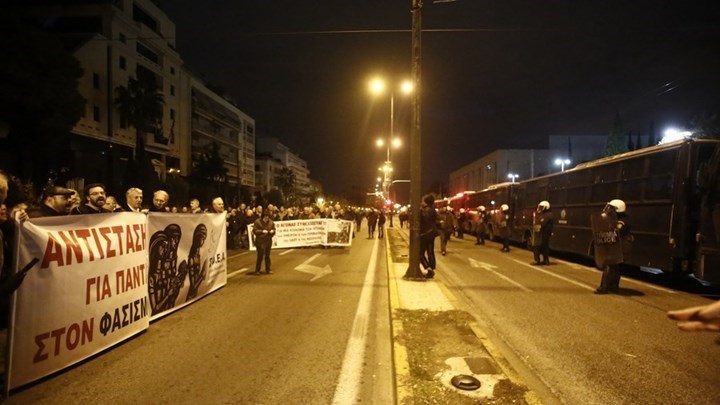 Ολοκληρώθηκε η πορεία προς την αμερικανική Πρεσβεία – Πληροφορίες για δύο τραυματίες