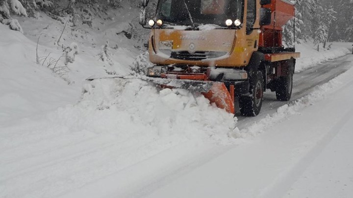 Αντιολισθητικές αλυσίδες στο επαρχιακό δίκτυο Βέροιας – Σελίου – ΦΩΤΟ