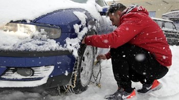 Σας ενδιαφέρει: Σε ποια σημεία χρειάζονται αντιολισθητικές αλυσίδες – Πού θα παραμείνουν κλειστά τα σχολεία
