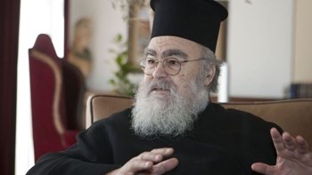 Μητροπολίτης Δωδώνης: “Κάηκε” το θέμα όταν βγήκε ο κ. Τζανακόπουλος και είπε ότι απολύονται 10.000 κληρικοί